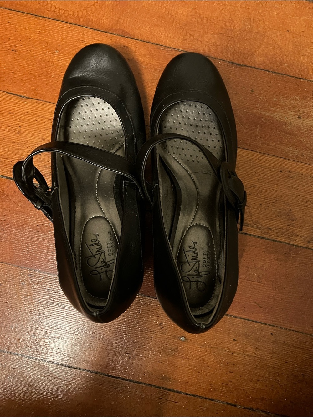 Life Stride shoes, size 37